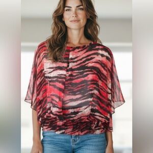 Juliette Light weight Dainty Red/Black blouse size Sm